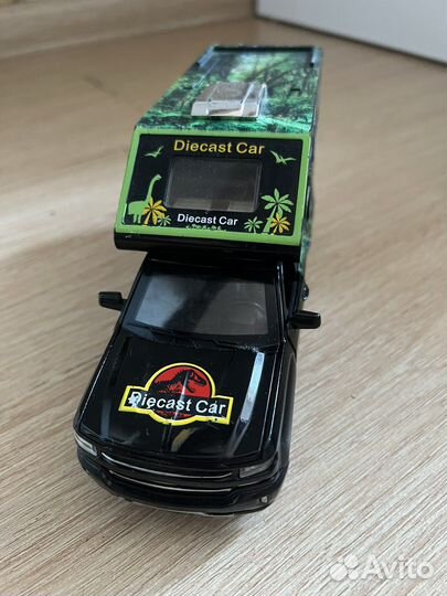 Машинка-Дом на колесах