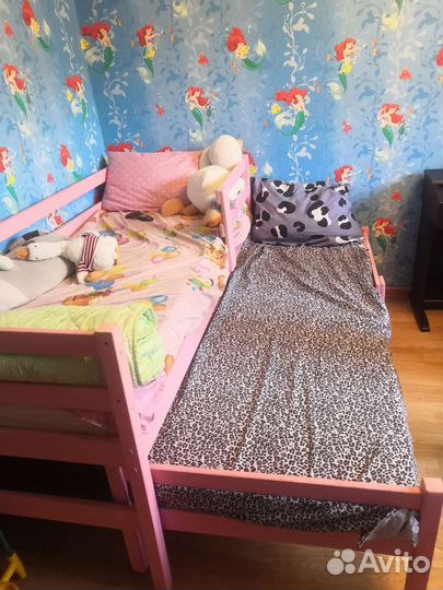 Двухъярусная кровать