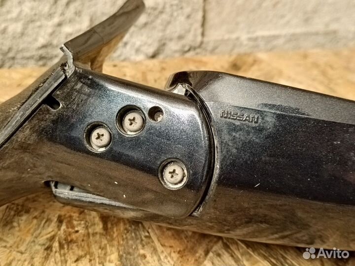 Зеркало правое Nissan Laurel C35