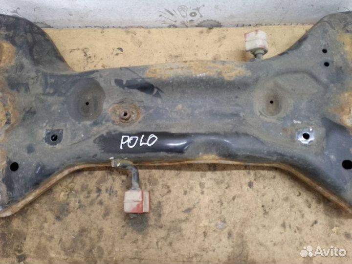Подрамник Поло седан