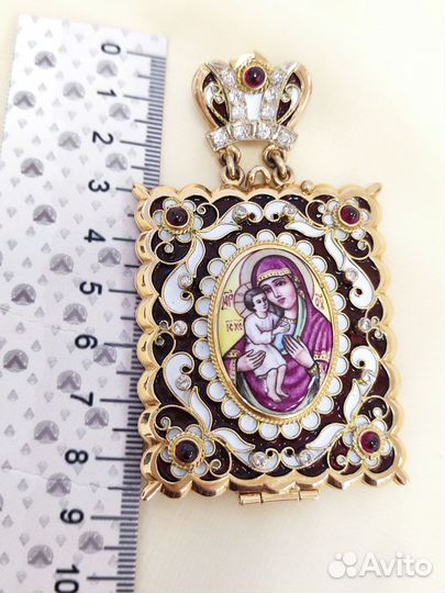 Золотая подвеска