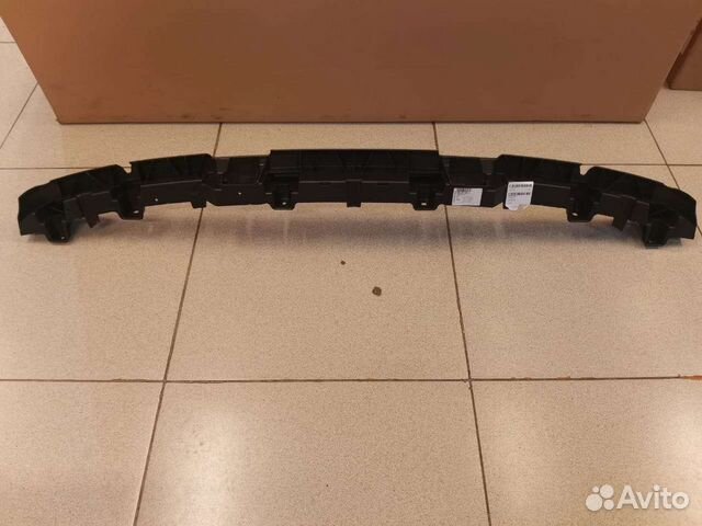 Audi Q7 4M рестайлинг кронштейн заднего бампера