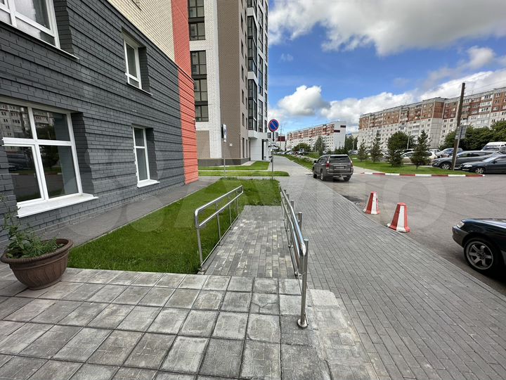 Торговая площадь, 77 м²