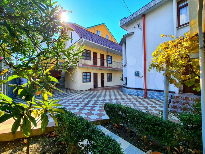 Гостиница, 300 м²