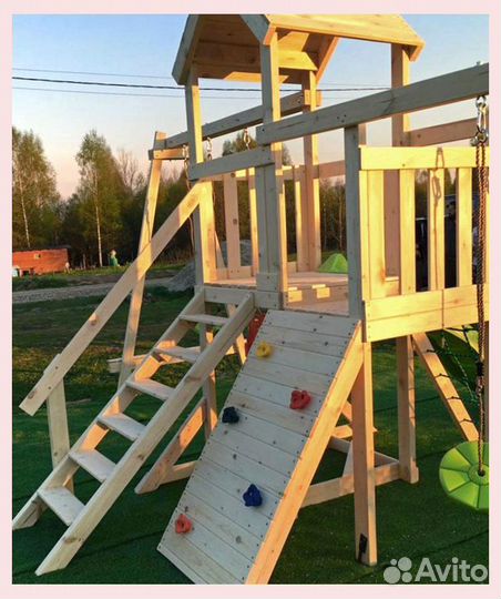 Деревянная детская площадка без занос