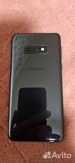 Samsung Galaxy S10e, 6/128 ГБ