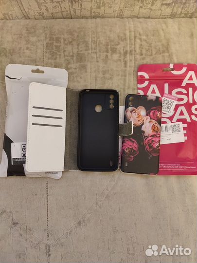 Чехлы на телефон