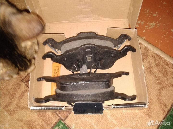 Тормозные колодки ford focus 2 новые