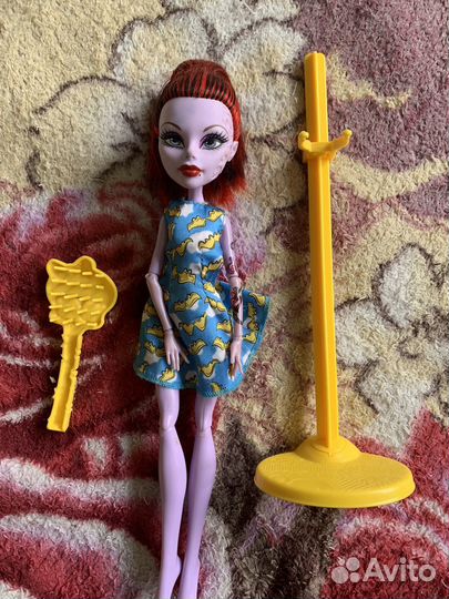 Кукла монстр хай