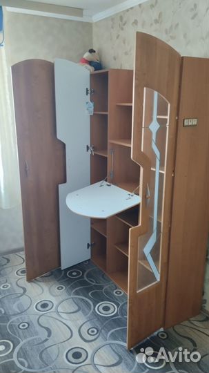 Стенка в комнату бу