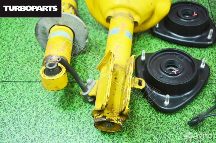 Стойки комплект Subaru Legacy B4 BM EJ25