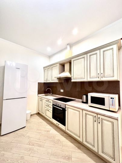 2-к. квартира, 60 м², 3/21 эт.