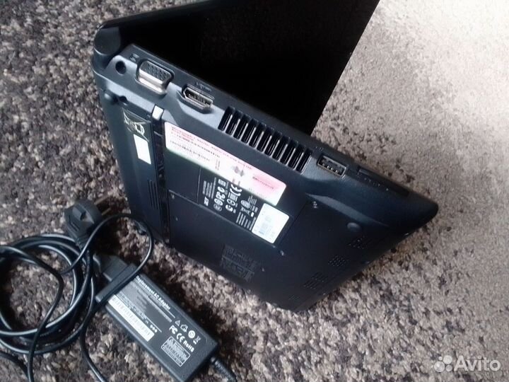 Нетбук Acer aspire one AO521/SSD128/4Gb