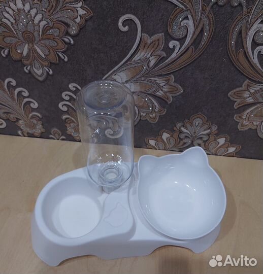 Миска для кошек с автопоилкой