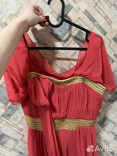 Платье праздничное