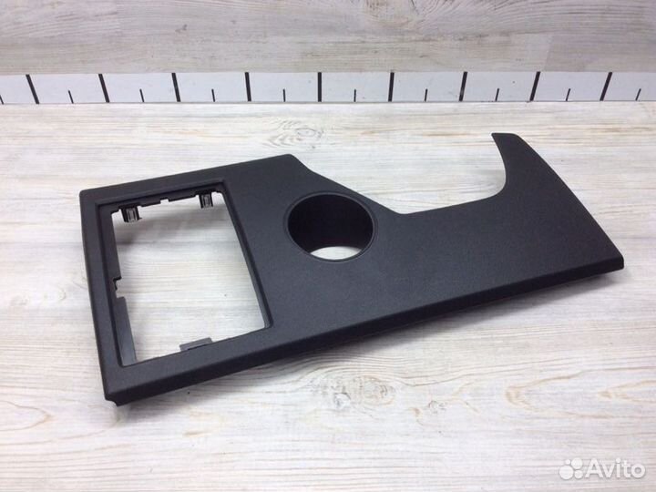 Накладка декоративная Renault Duster пробег