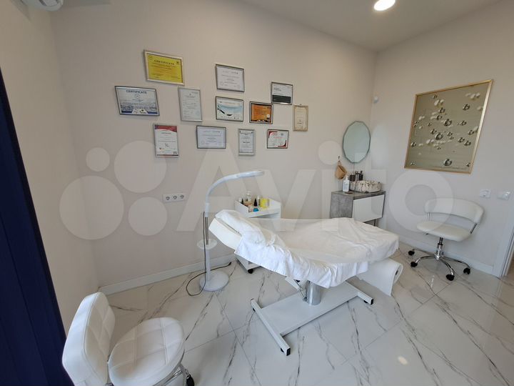 Свободного назначения 1000 м² (Грузия)