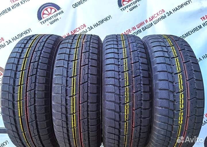 Toyo Winter Tranpath TX 215/60 R17 96Q