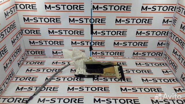 Замок двери передний левый Mercedes-Benz E-Class