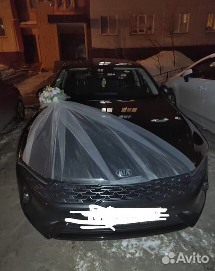 Свадебное украшение на авто