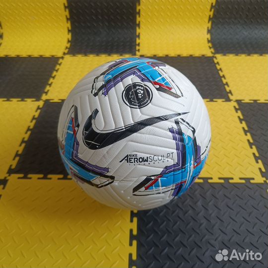 Футбольный мяч nike 5