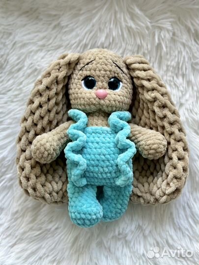 Плюшевый заяц