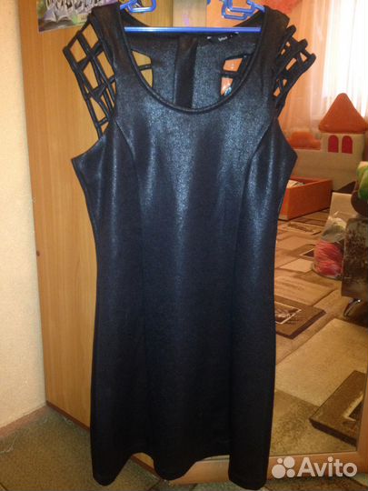Продам платье