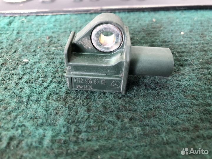 Датчик удара Mercedes-Benz W212/S212/C207/A207