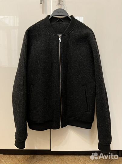 Бомбер Jack jones