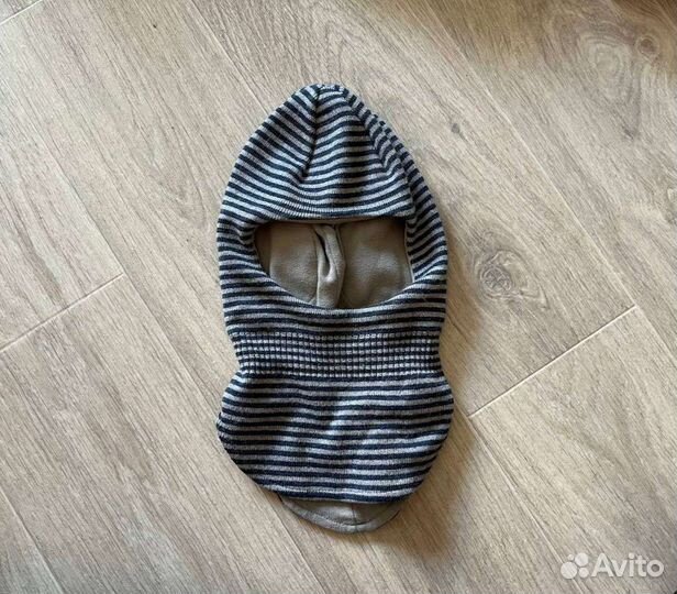 Демисезонная шапка шлем на 1-2 года