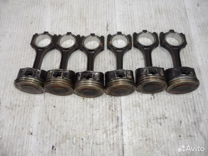 Поршень с шатуном Jaguar S-Type (X200) 2005