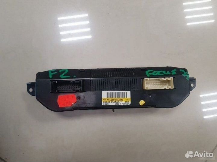 Блок управления климат-контроля Ford Focus 2 седан