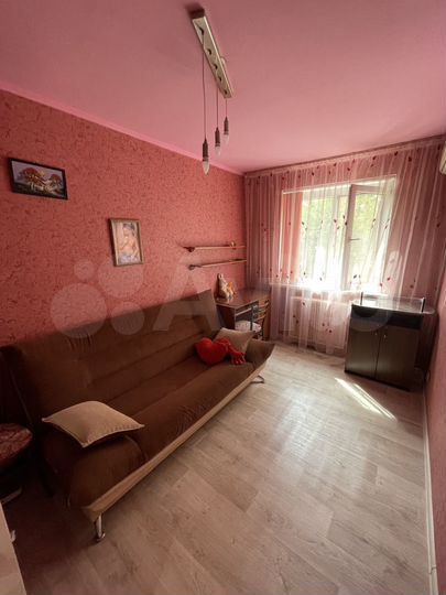 Комната 15 м² в 2-к., 2/5 эт.