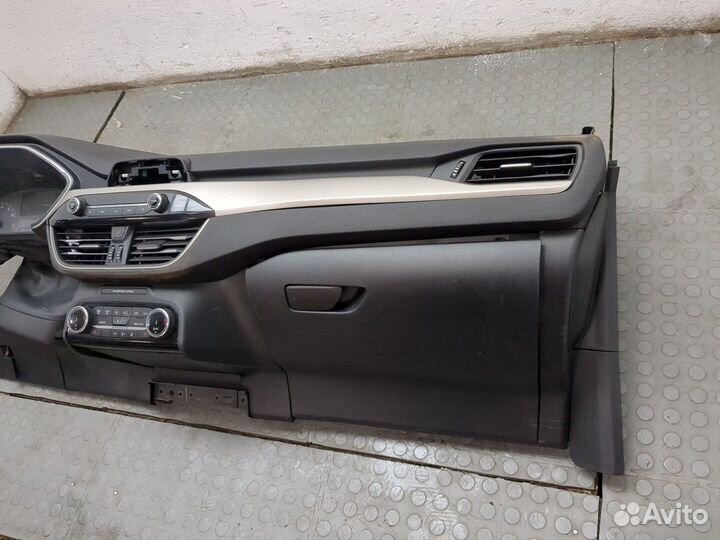 Панель передняя салона Ford Escape 2020, 2022