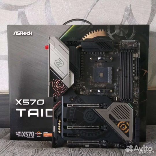 Материнская плата ASRock x570 taichi
