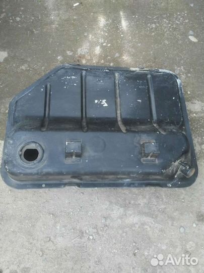 Бензобак Москвич 2141