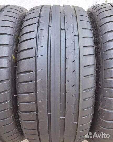 Michelin Pilot Sport 4 225/40 R18 92Y