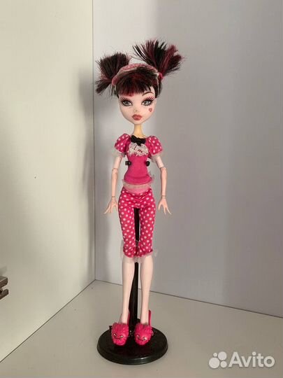 Кукла Монстер Хай Дракулаура