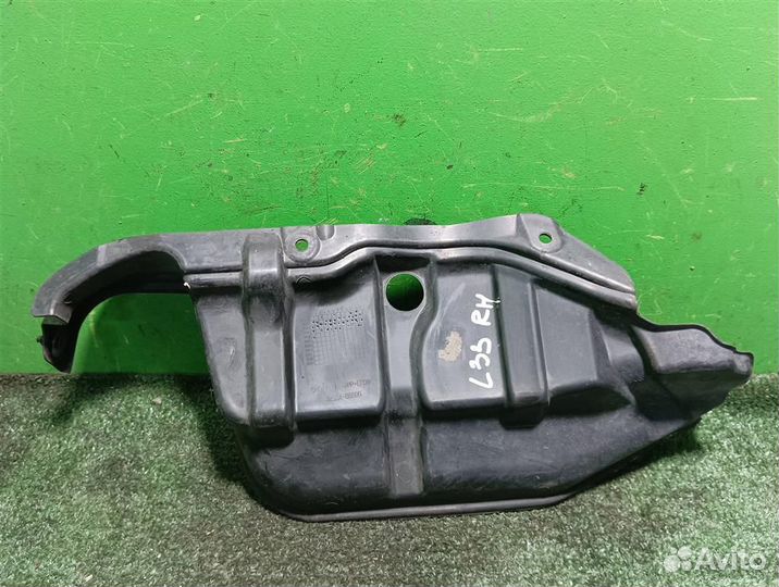 Пыльник двигателя боковой правый Suzuki Ignis 2007