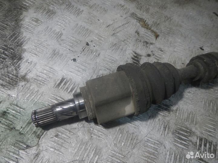 Б/У Б/У Полуось (привод в сборе) передняя левая