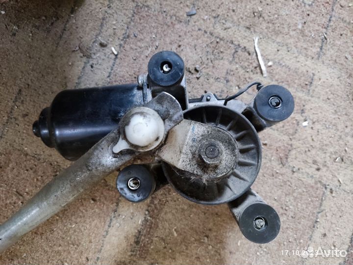 Трапеция дворников Mazda BT-50