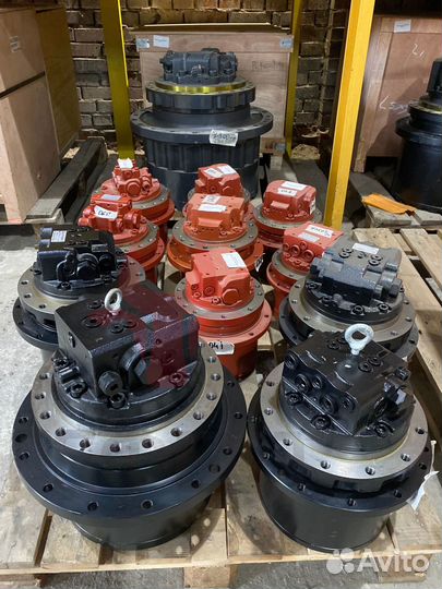 Бортовой редуктор Komatsu 207-27-00440