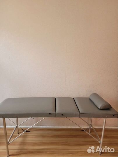 Массажная кушетка