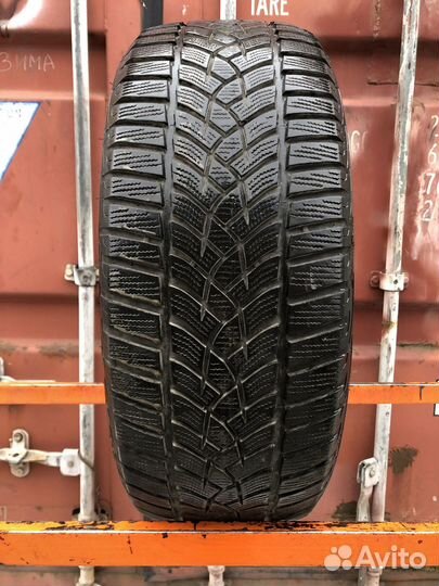 Goodyear UltraGrip Performance Gen-1 225/55 R17