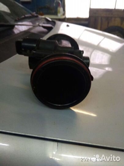 Продам дроссельную заслонку Рено