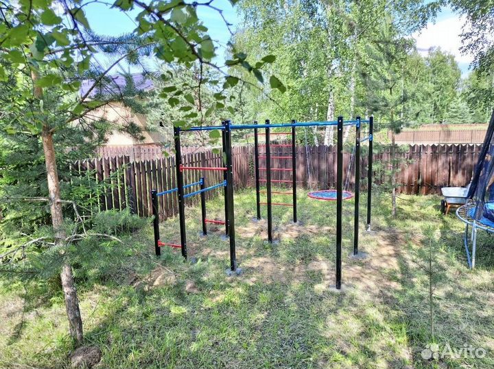 Спортивная площадка воркаут комплекс