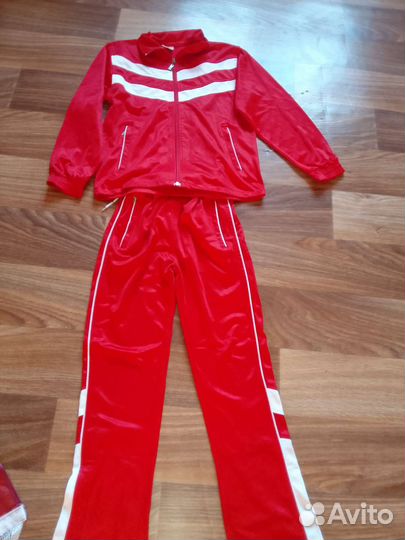 Спортивный костюм