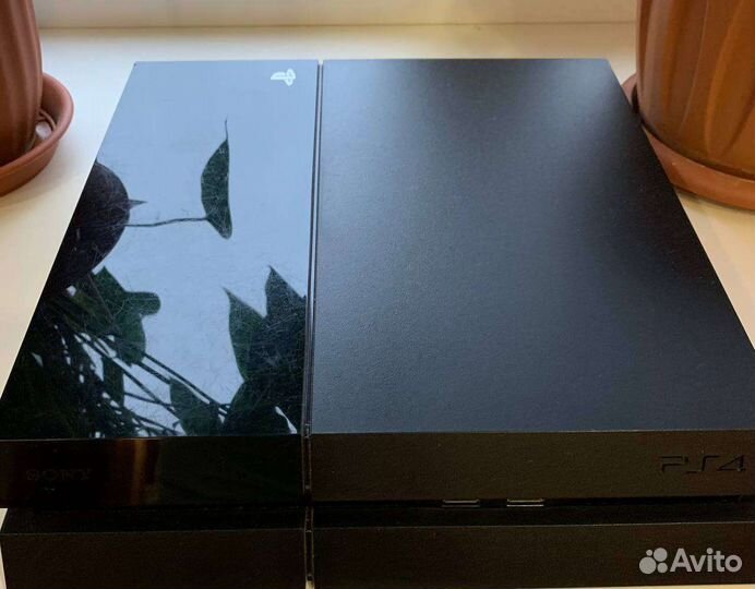 Игровая приставка ps4