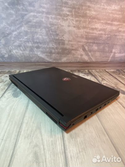 Игровой ноутбук msi 17 3 i7 GTX 1060