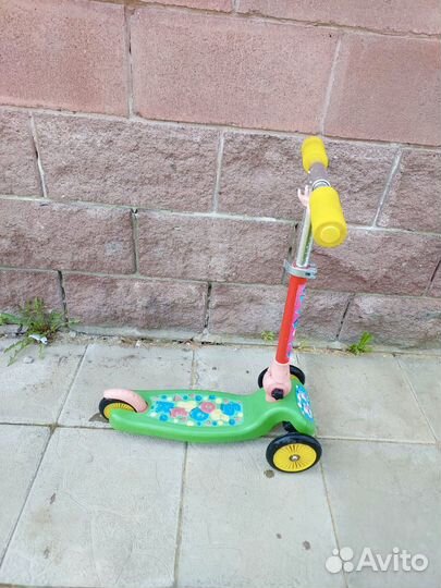 Самокат детский трехколесный